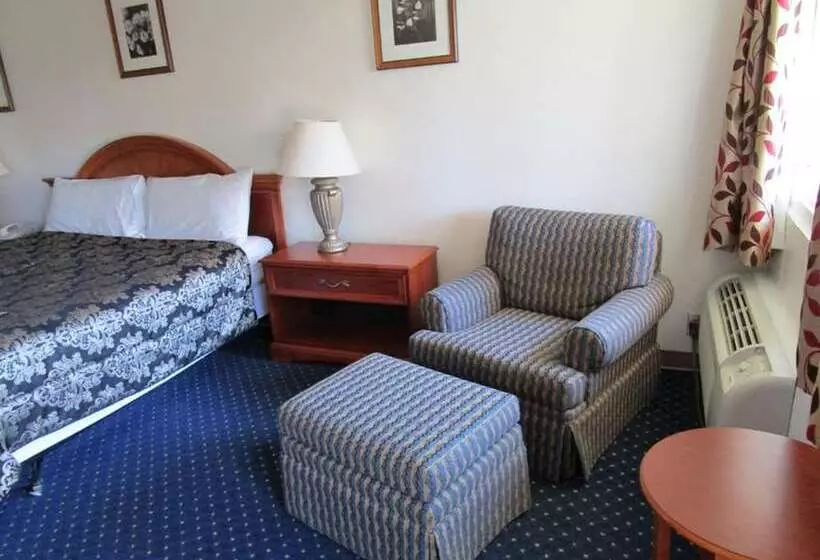 Northwoods Motel