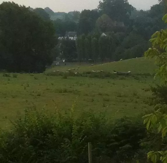 Stone Hill Farm B&b