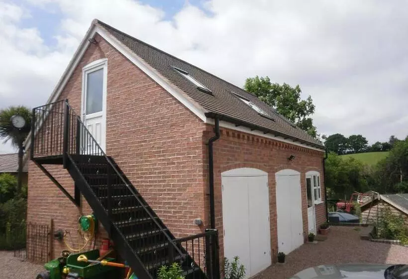 Stone Hill Farm B&b