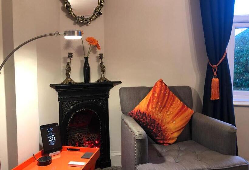 The 25 Boutique B&b   Adults Only