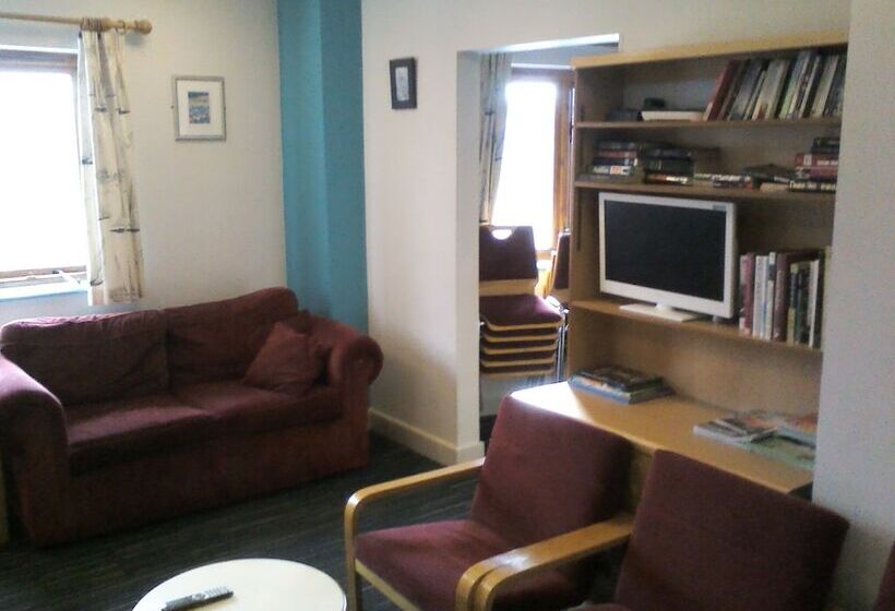 Yha Littlehampton   Hostel