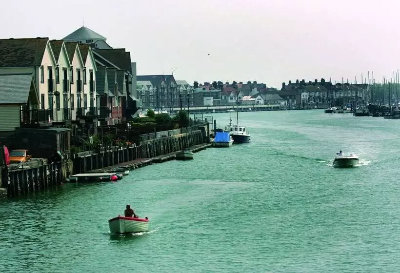 Yha Littlehampton   Hostel