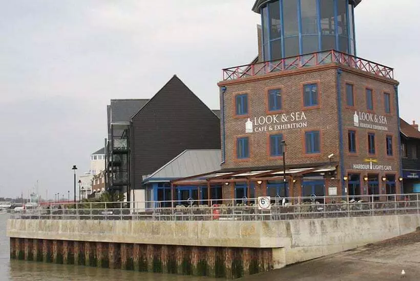 Yha Littlehampton   Hostel