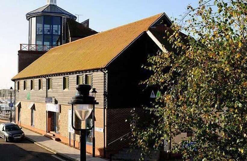 Yha Littlehampton   Hostel