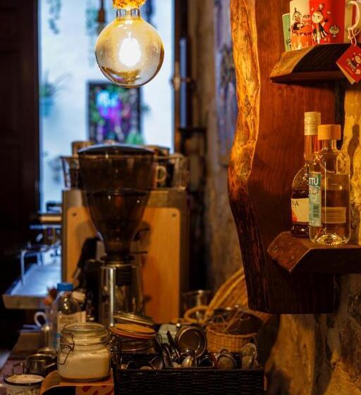 فندق صغير Dios Esta Bien