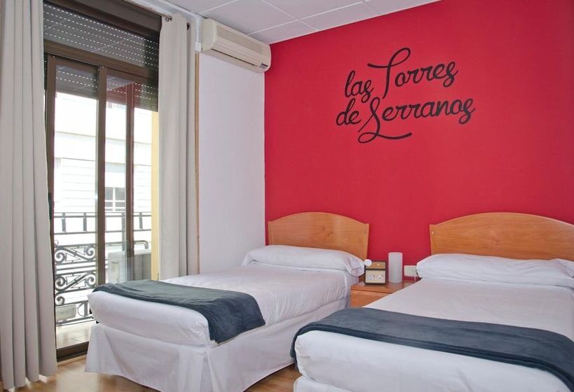 هاستل Nommadas Jero Only Adults