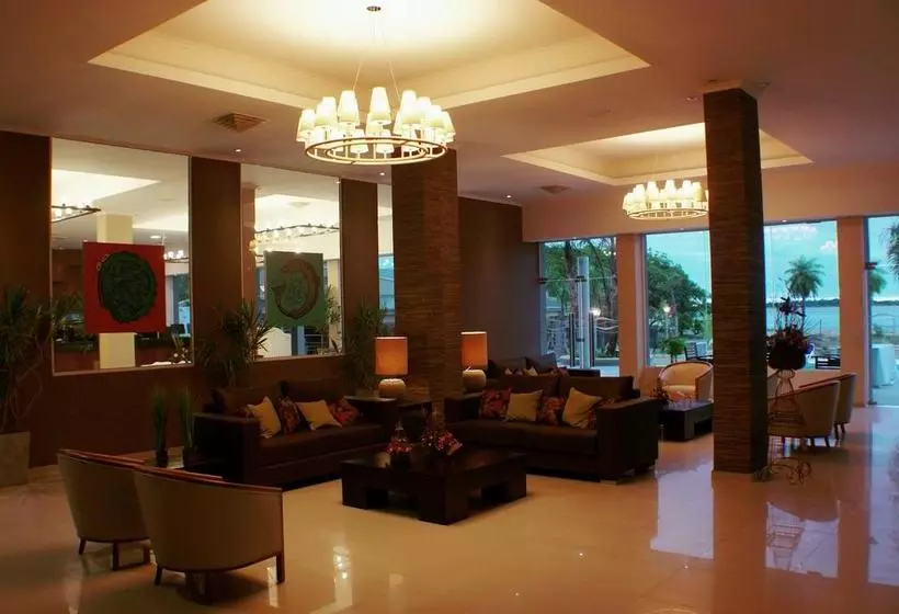 Condado Hotel Casino Paso De La Patria