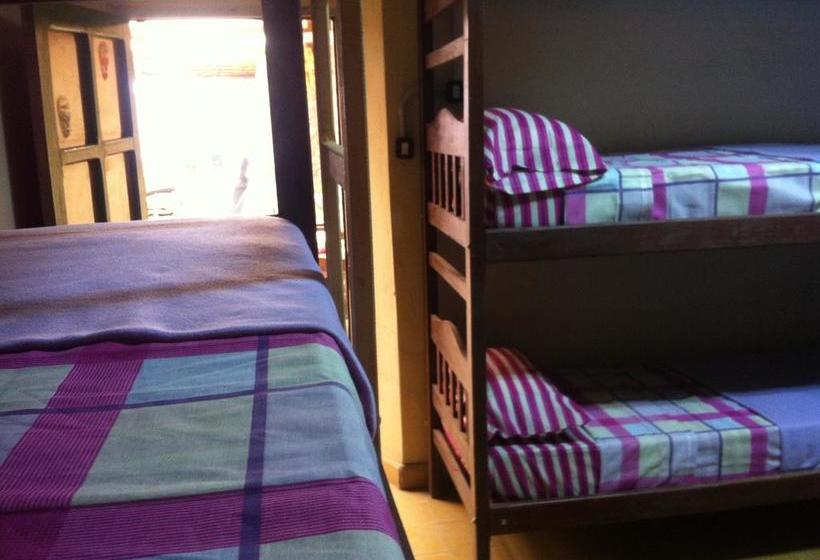 Giramundo Hostel