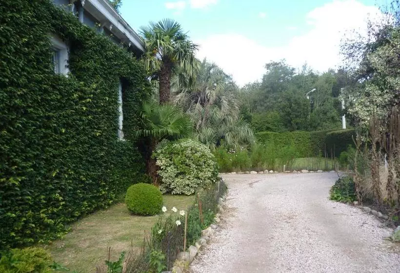 Hotelli Alihuen