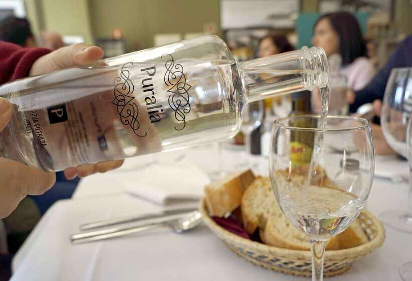 فندق Balneario De Ariño