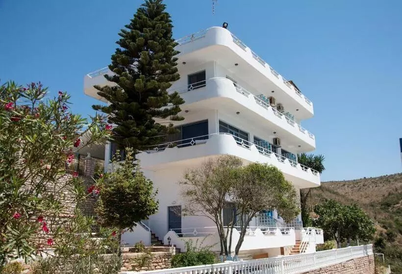 ホテル Heaven Beach Sarandë