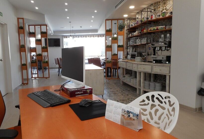 호텔 Hostal Gran Vía