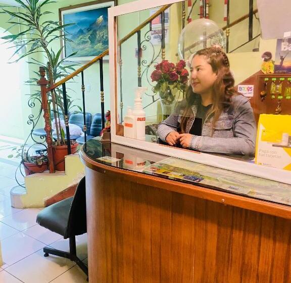 Hotell Hostal Grand Rio