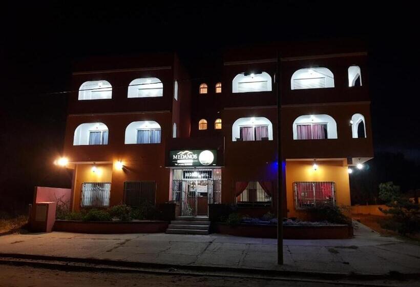 هتل Médanos
