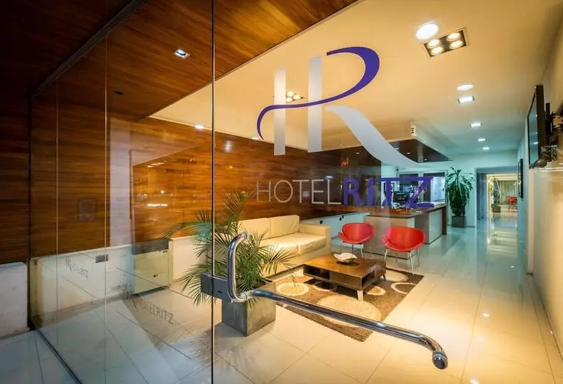 Hotelli Ritz