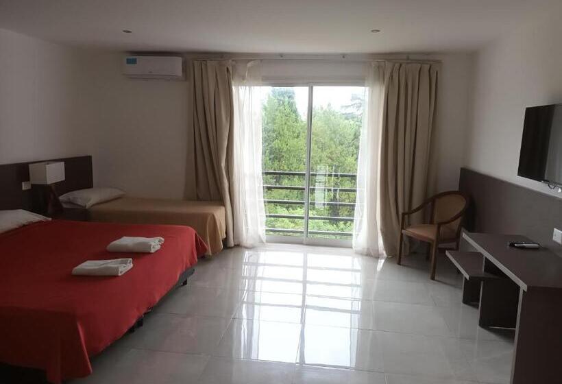 هتل Tagore Suites