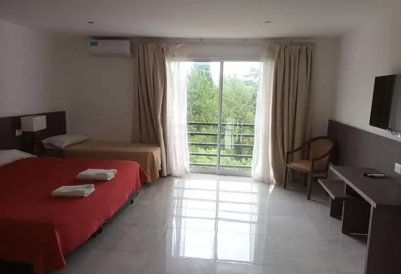 ホテル Tagore Suites