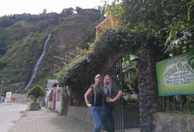 Bed and Breakfast Hostal & Spa Casa Real