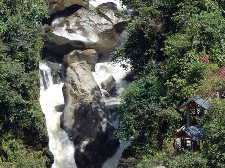 Bed and Breakfast Hostal & Spa Casa Real