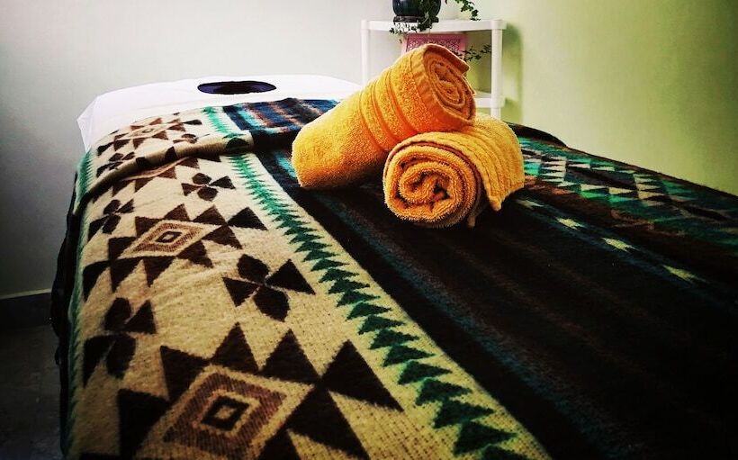 Bed and Breakfast Hostal & Spa Casa Real