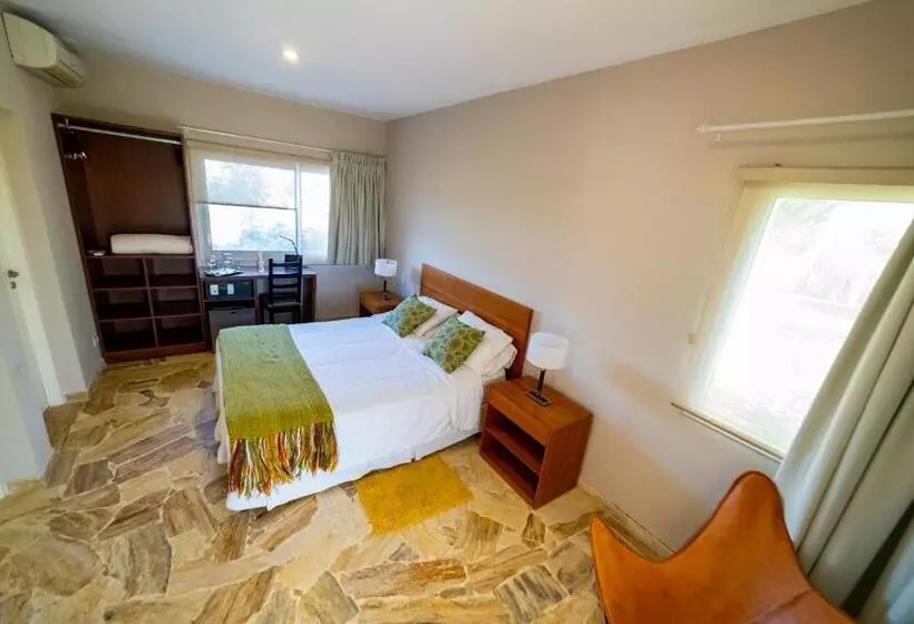 هتل Chaglasian Wine & Suites