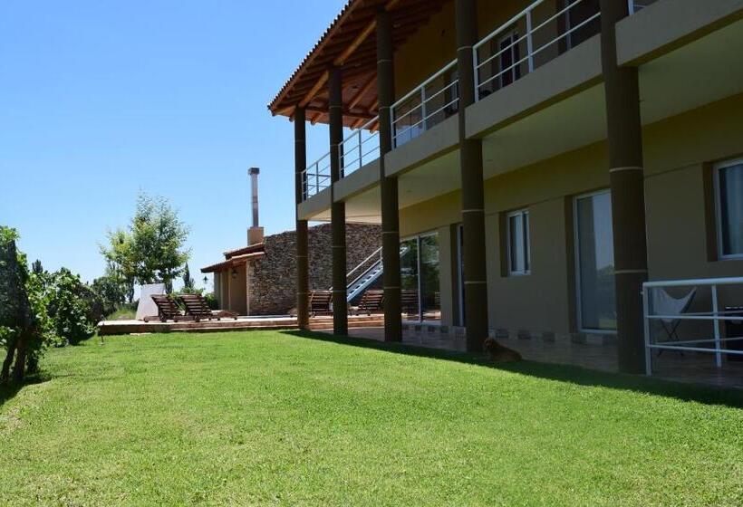 호텔 Chaglasian Wine & Suites