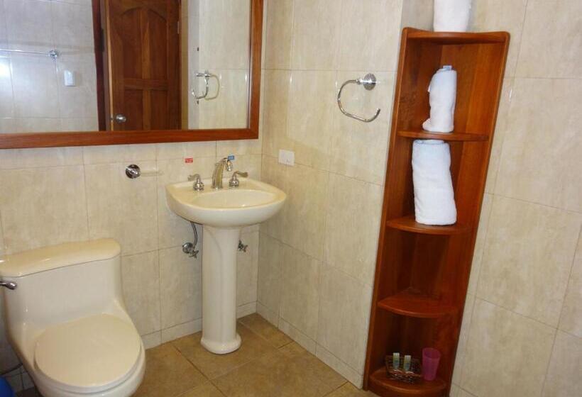 هتل Del Sol Galapagos