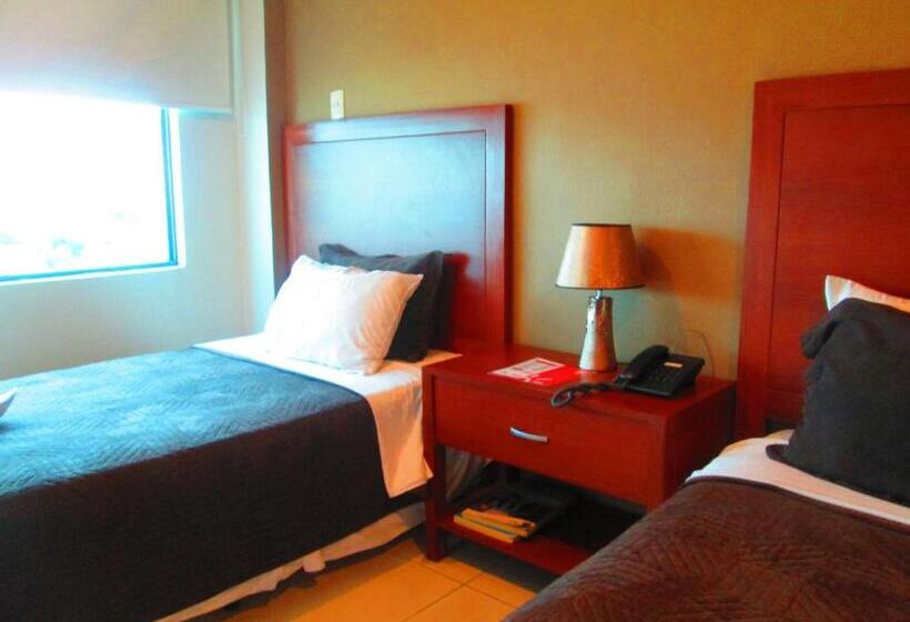 فندق Garzota Inn