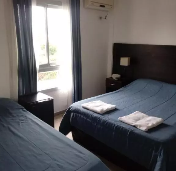 Hotelli Morada Suites