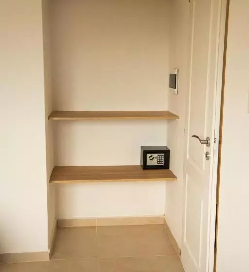 Hotelli Morada Suites