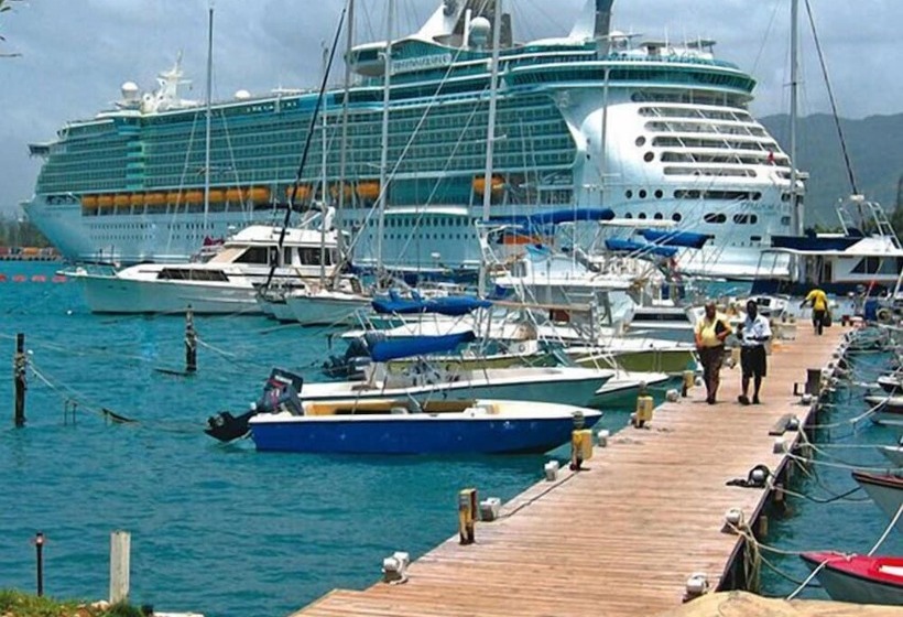 Alamanda Cottage At Serenity