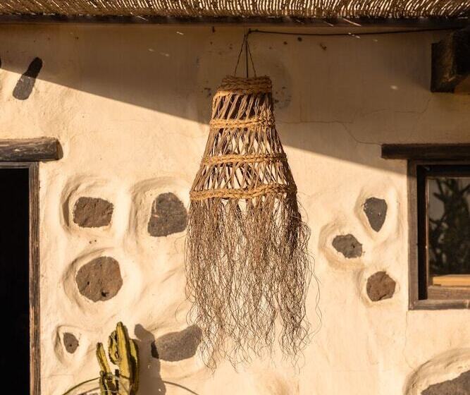 تختخواب و صبحانه Finca Luz