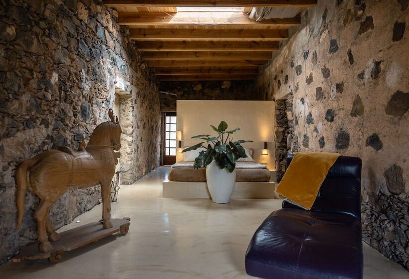 تختخواب و صبحانه Finca Luz