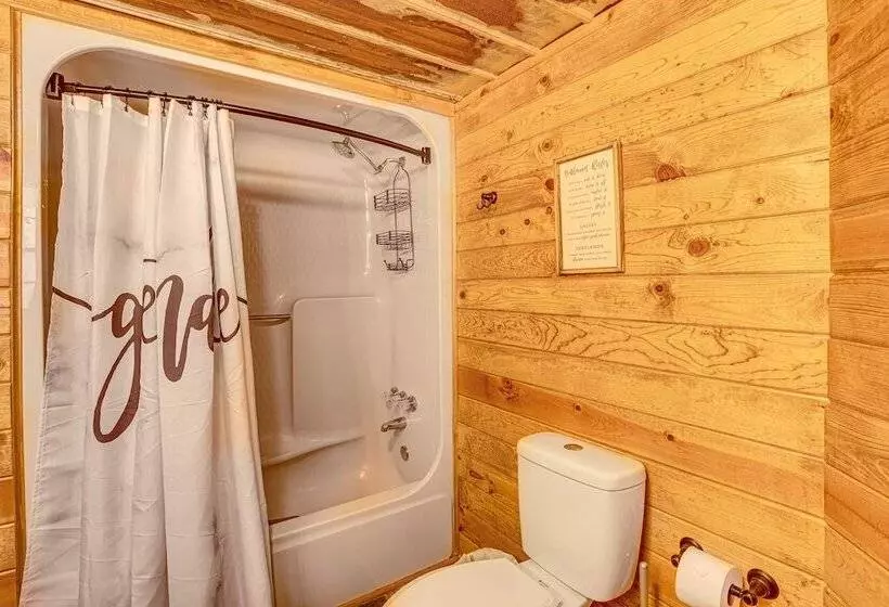 Cropwell Cabin W/ Fire Pit, Near Logan Martin Lake