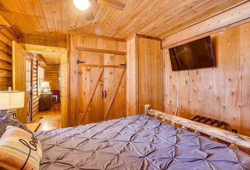 Cropwell Cabin W/ Fire Pit, Near Logan Martin Lake