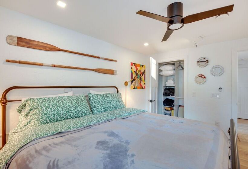 Downtown Minocqua Retreat: Walk To Minocqua Lake!