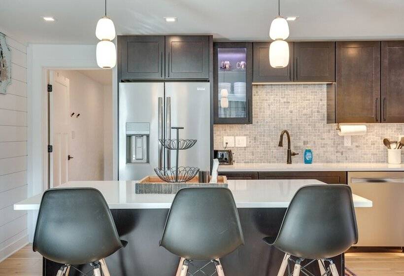 Downtown Minocqua Retreat: Walk To Minocqua Lake!