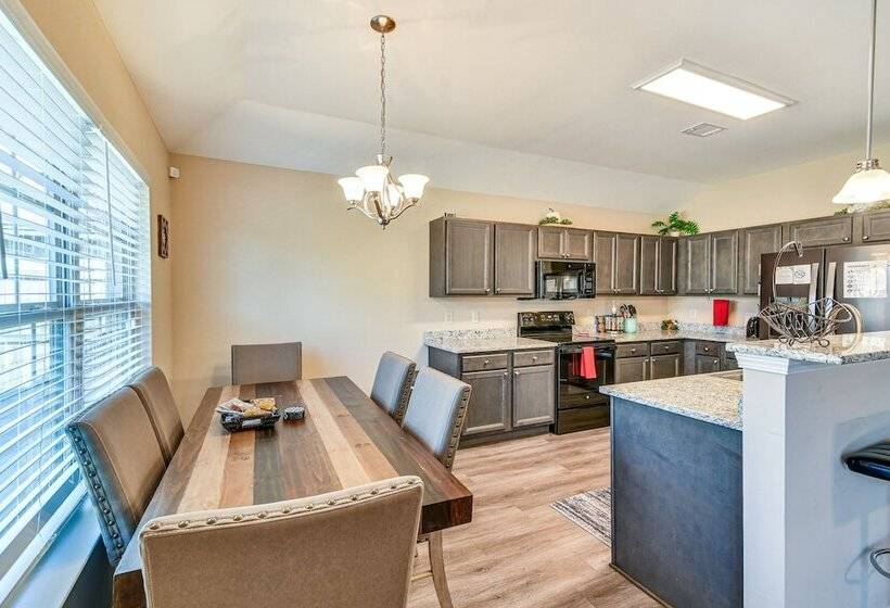 Prattville Home W/ Fire Pit   2 Mi To Downtown!