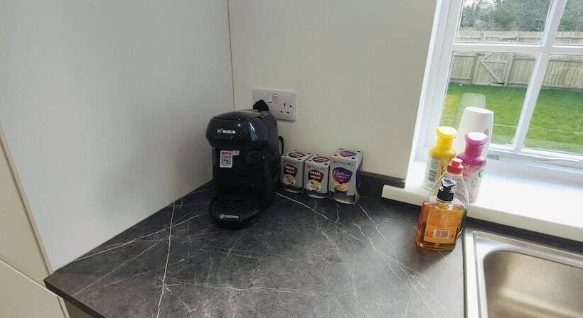 レジデンス Hampshire Charming House