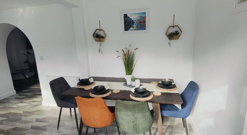 レジデンス Hampshire Charming House