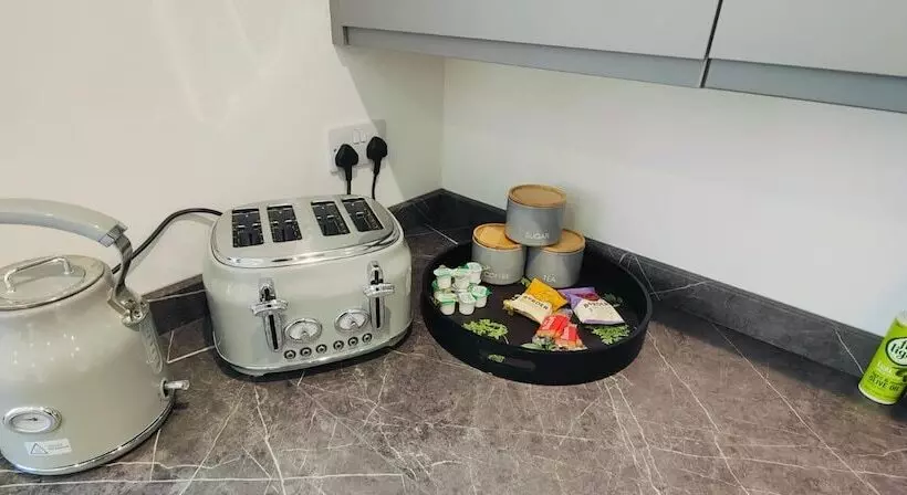 Residenssi Hampshire Charming House