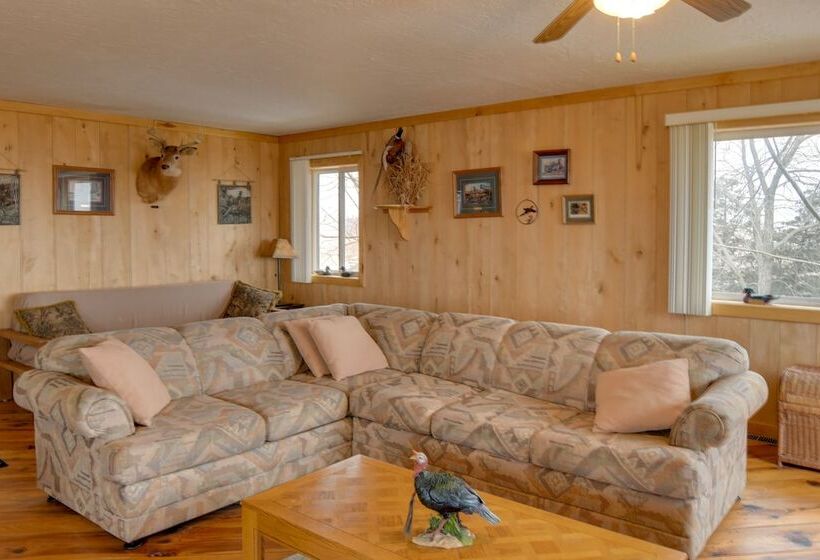 The Lodge  Spacious Afton Cabin Near Fishing!