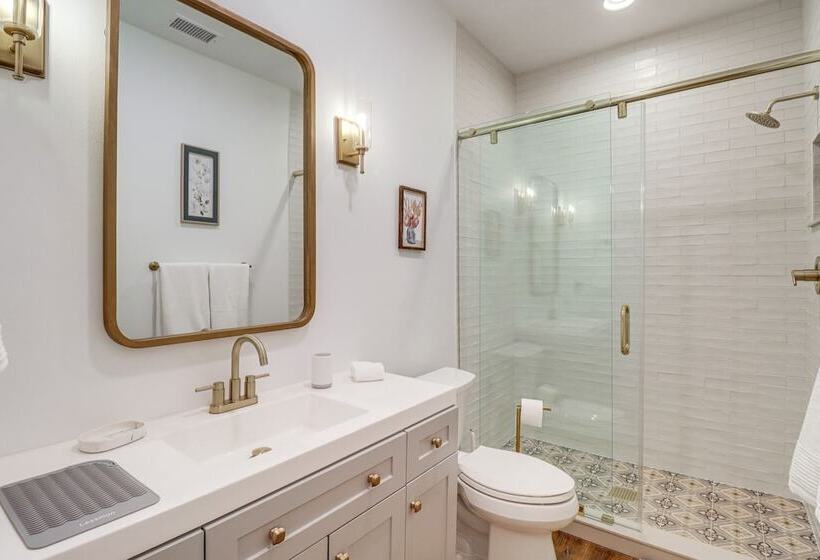 The Hamilton Heber Springs  Home W/ Hot Tub!