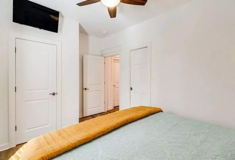 The Hamilton Heber Springs  Home W/ Hot Tub!