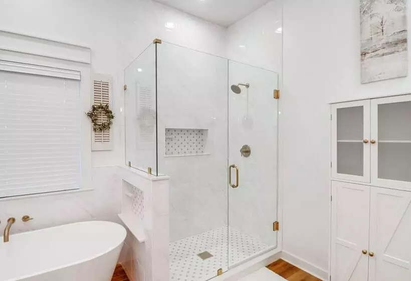 The Hamilton Heber Springs  Home W/ Hot Tub!