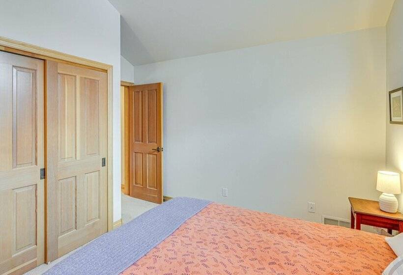 Beautiful Hailey Home: Walk To Big Wood River!