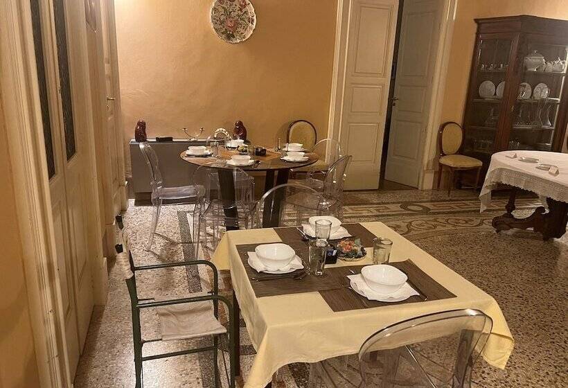 Nocleg ze śniadaniem Palazzo Francesco Grassi Luxury Rooms