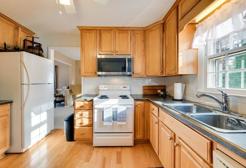 Charming Emporia Home W/ Deck & Patio!