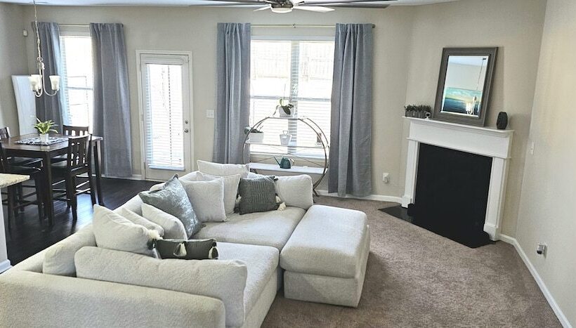 مسافرخانه Elizabeth Experiences