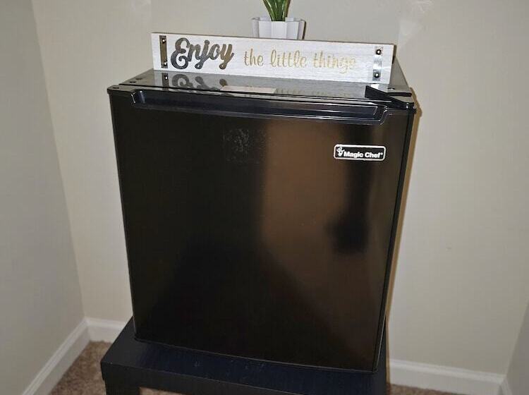 مسافرخانه Elizabeth Experiences